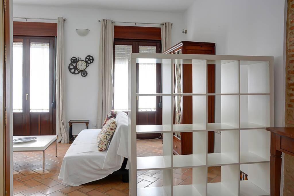 Apartamento Santa Cruz Sevilha Exterior foto